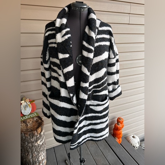 Printed cardigan with pockets - Picture 2 of 10